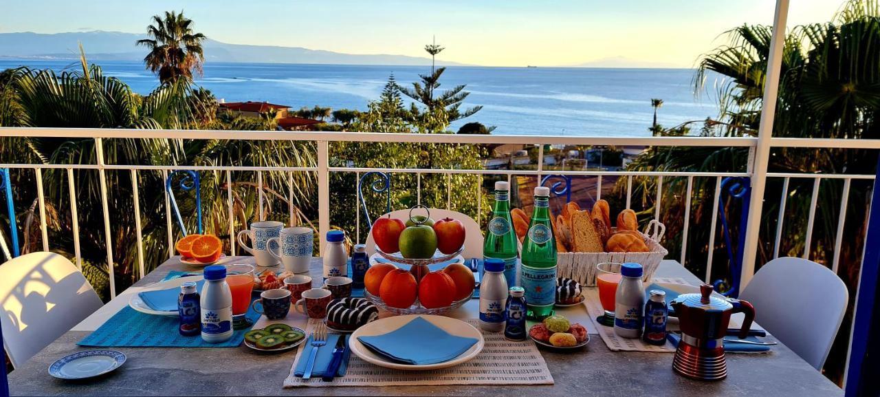 Ninfa Sul Mare Apartments 50 M E T R I Dal Mare Parcheggio Gratuito Custodito Capo Vaticano Exteriör bild