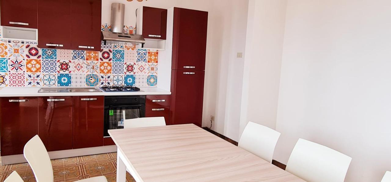 Ninfa Sul Mare Apartments 50 M E T R I Dal Mare Parcheggio Gratuito Custodito Capo Vaticano Exteriör bild
