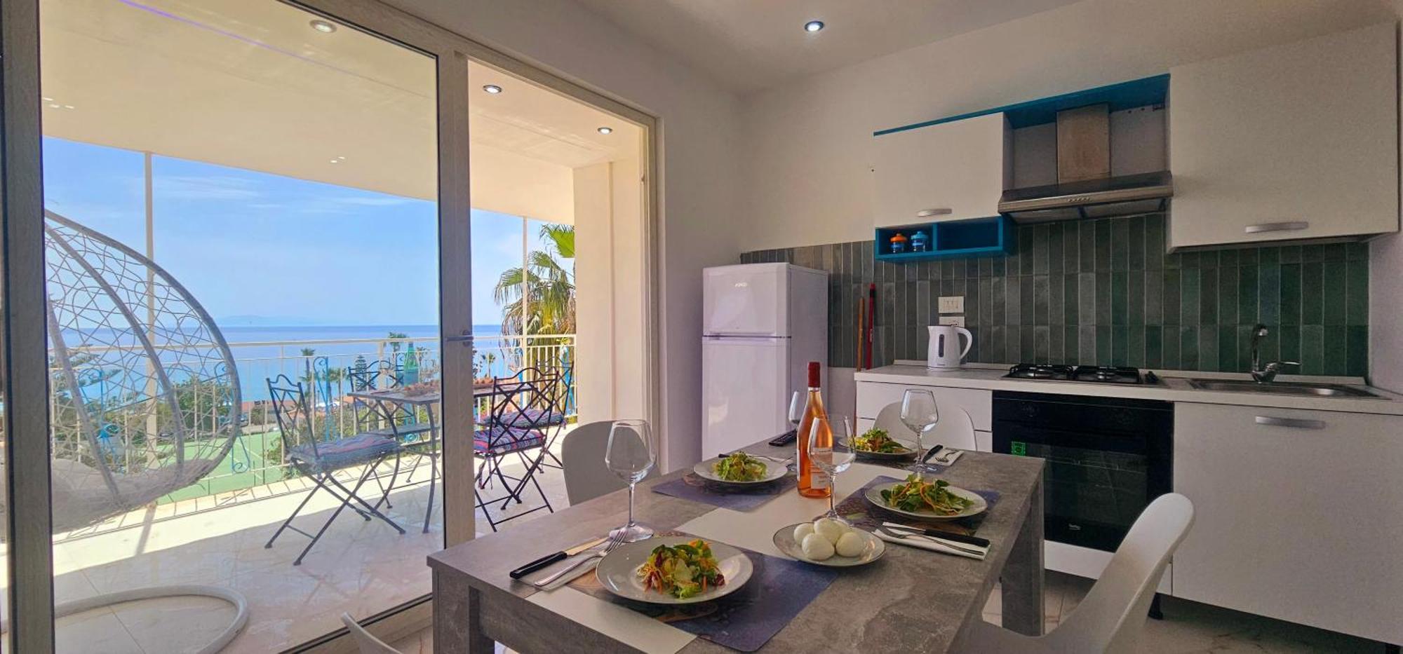 Ninfa Sul Mare Apartments 50 M E T R I Dal Mare Parcheggio Gratuito Custodito Capo Vaticano Exteriör bild
