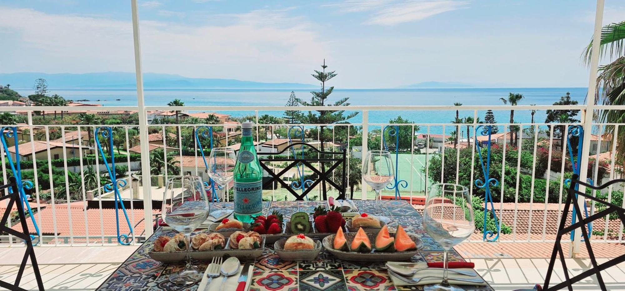 Ninfa Sul Mare Apartments 50 M E T R I Dal Mare Parcheggio Gratuito Custodito Capo Vaticano Exteriör bild