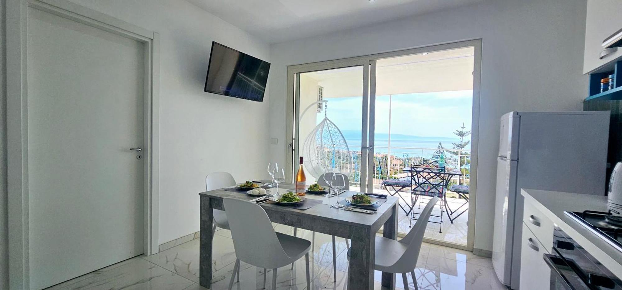 Ninfa Sul Mare Apartments 50 M E T R I Dal Mare Parcheggio Gratuito Custodito Capo Vaticano Exteriör bild