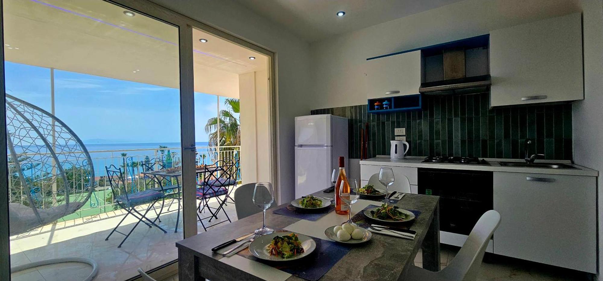 Ninfa Sul Mare Apartments 50 M E T R I Dal Mare Parcheggio Gratuito Custodito Capo Vaticano Exteriör bild